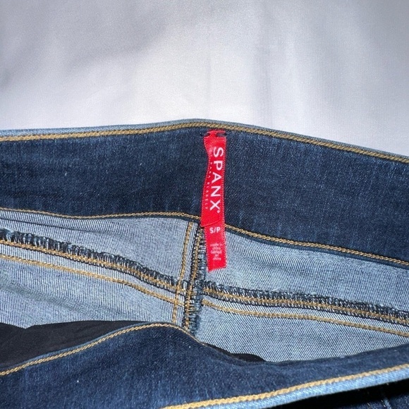 SPANDEX SKINNY JEANS - Picture 3 of 8